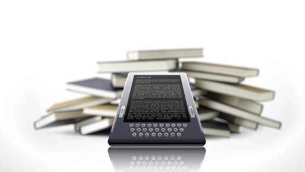 Czytniki e-booków w bibliotece szkolnej – program „Kindloteka”.