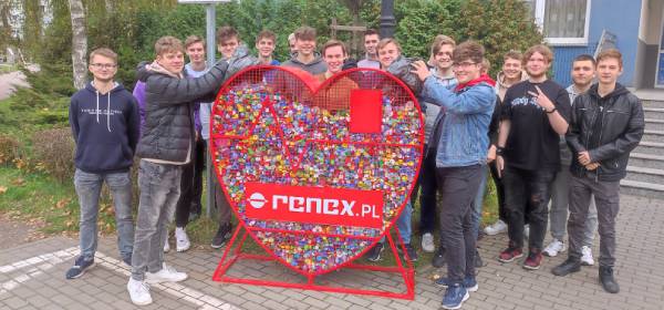 Grupa RENEX nakręca na pomaganie w całej Polsce